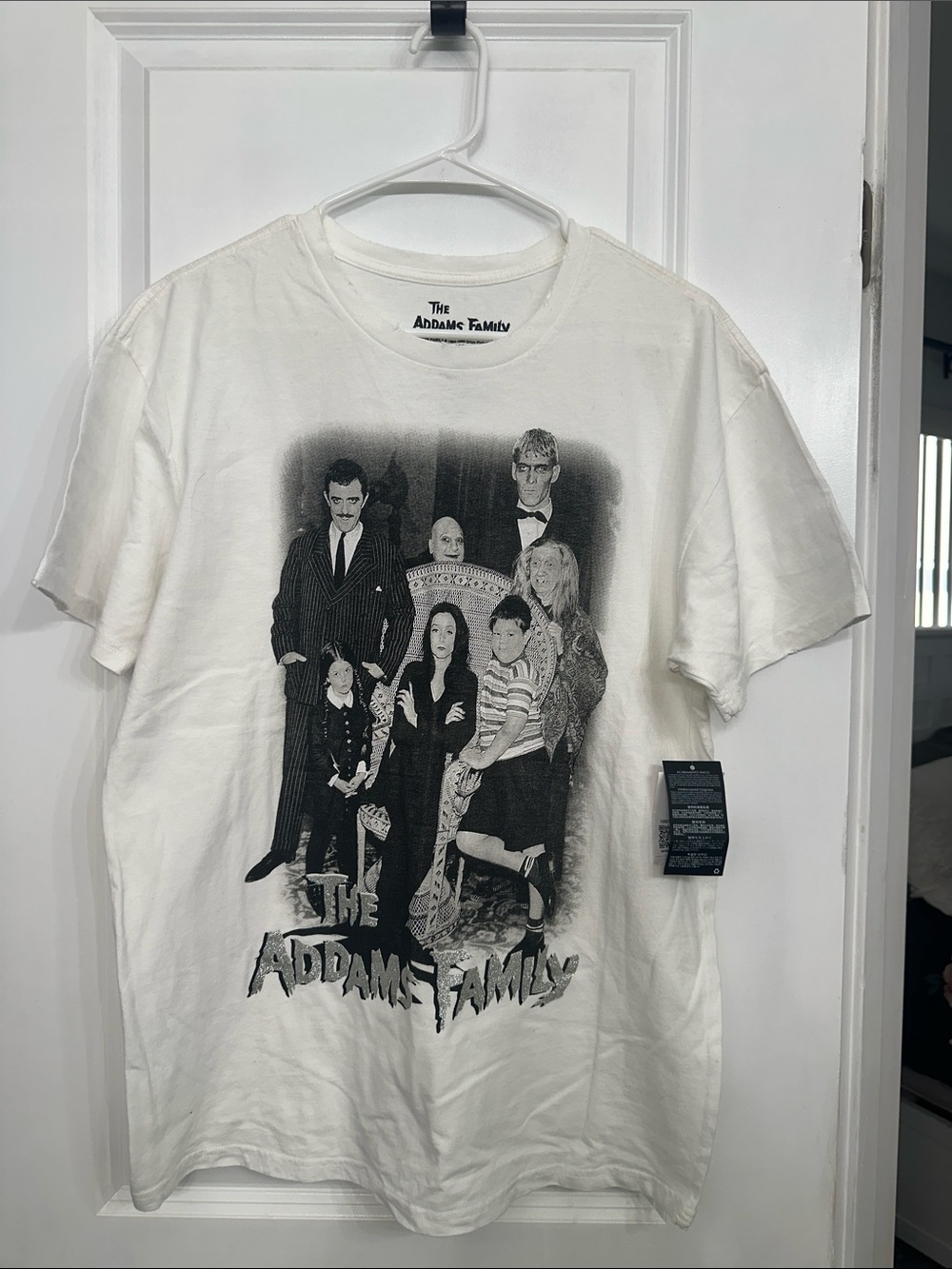 Forever 21 White Addams Family Graphic Tee New M/L Retro Halloween